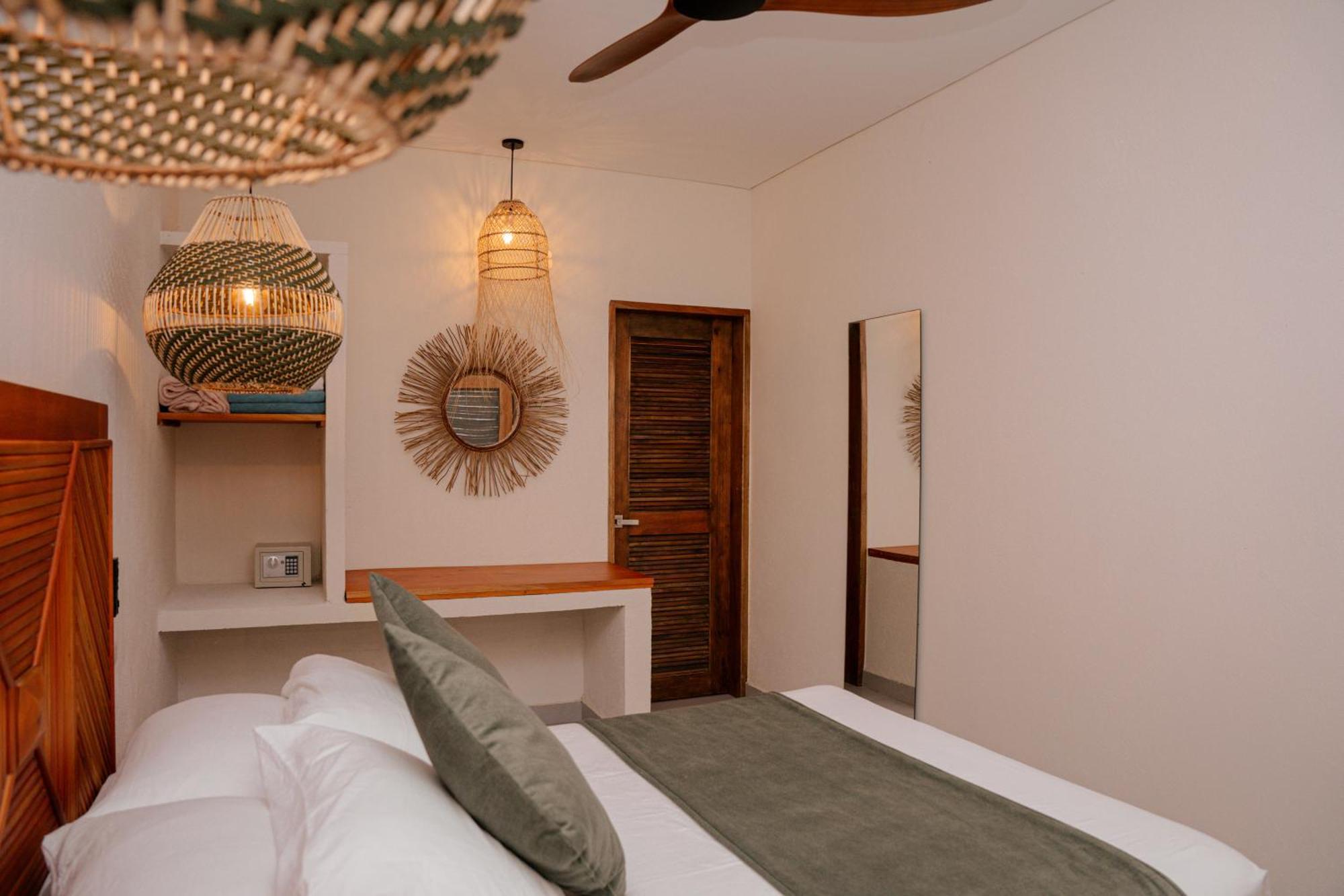 Huku Beach Hostel Palomino Buitenkant foto