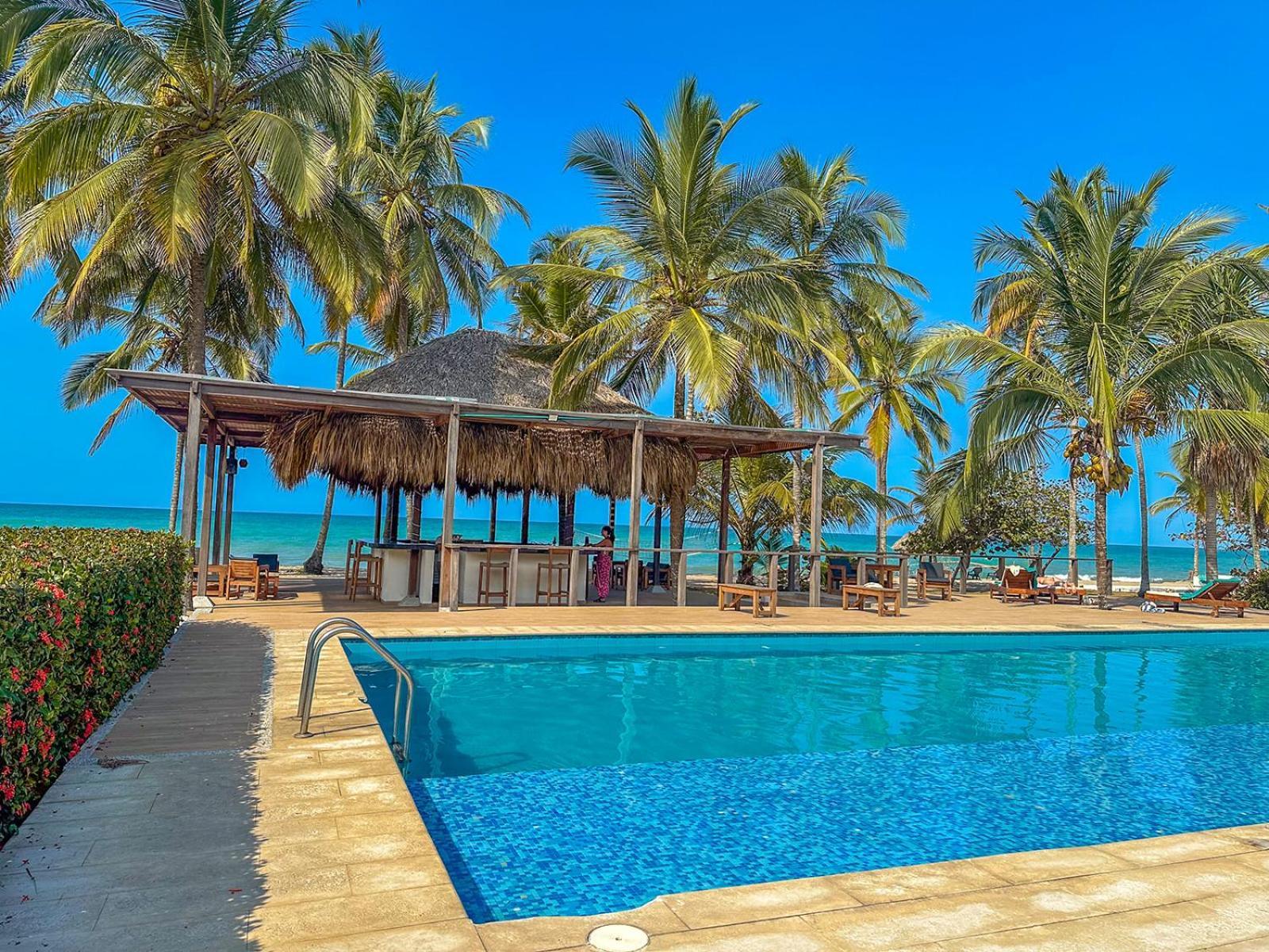 Huku Beach Hostel Palomino Buitenkant foto
