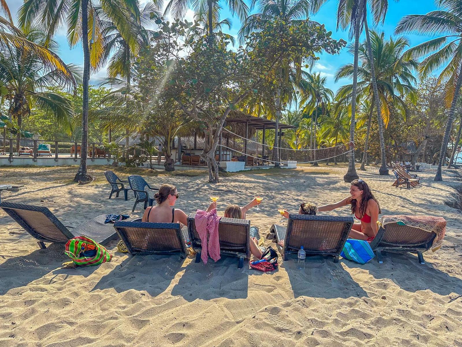 Huku Beach Hostel Palomino Buitenkant foto