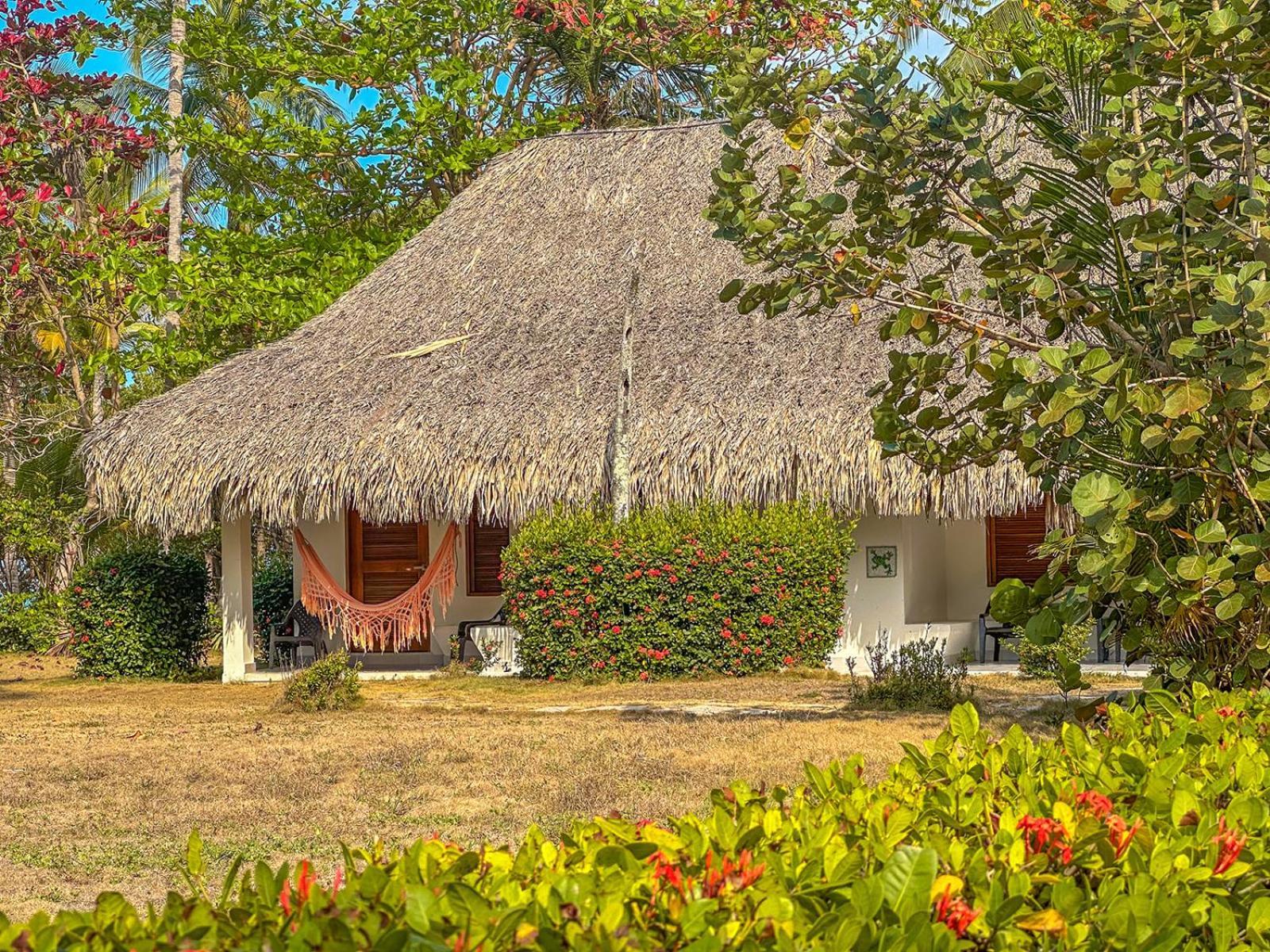Huku Beach Hostel Palomino Buitenkant foto