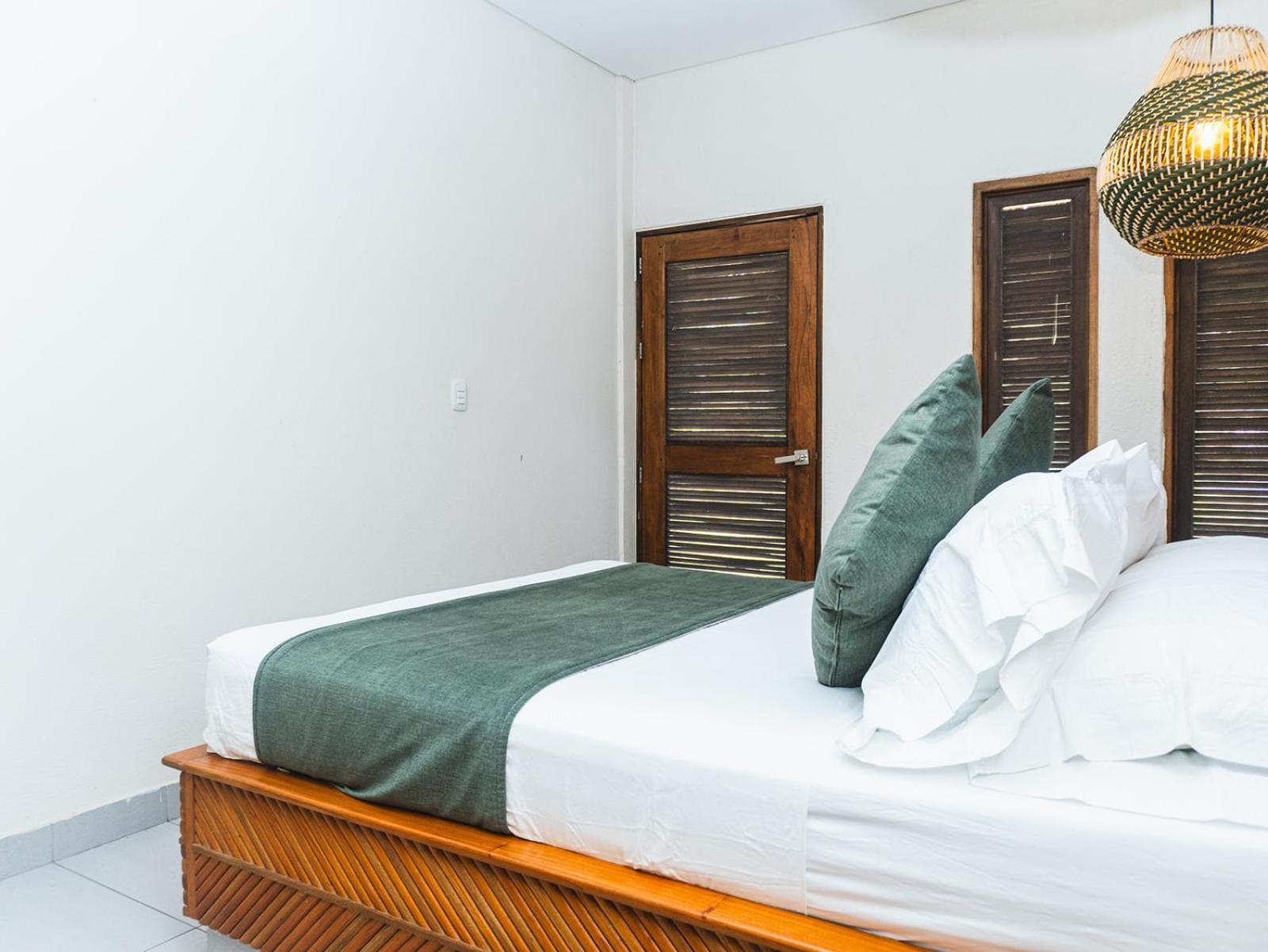 Huku Beach Hostel Palomino Buitenkant foto